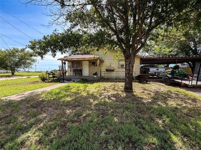 /international/us/506-n-avenue-b-haskell-tx-110108359000/