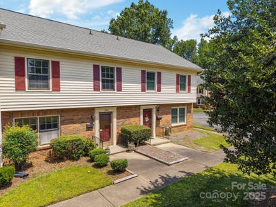 /international/us/4754-old-lantern-way-charlotte-nc-110100528844/
