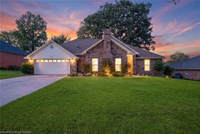 /international/us/1611-somerset-wy-van-buren-ar-110120755205/