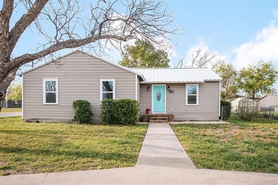 /international/us/201-w-pearl-street-brady-tx-110106989933/