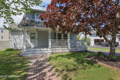 /international/us/715-howe-street-point-pleasant-nj-110108426816/