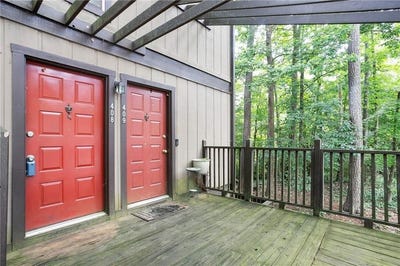 /international/us/408-river-run-drive-sandy-springs-ga-110100076675/