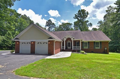 /international/us/992-asbury-trace-lewisburg-wv-110101364342/