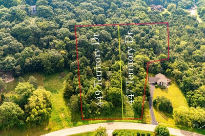 /international/us/449-territory-drive-galena-il-110104813678/