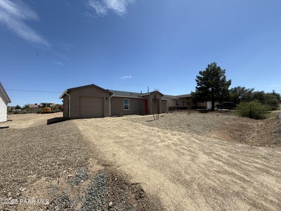 /international/us/20587-e-hereford-drive-mayer-az-110100048259/