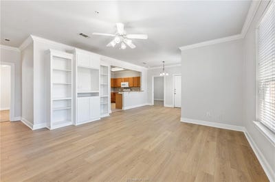 /international/us/801-luther-street-w-college-station-tx-110103364608/