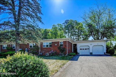 /international/us/510-laurel-brook-drive-brick-nj-110108219151/