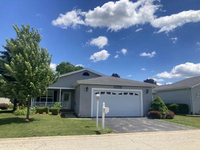 /international/us/103-gulfstream-court-grayslake-il-110109037778/