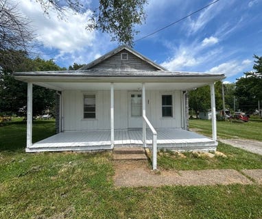 /international/us/307-broadway-st-fairfield-il-110100346828/