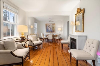 /international/us/35-marsh-street-newport-ri-110107433986/
