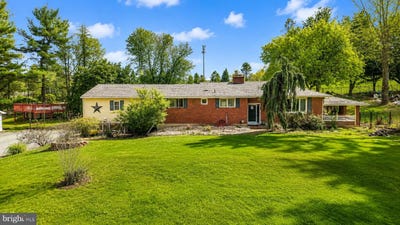 /international/us/1042-neffs-laurys-road-schnecksville-pa-110109979331/