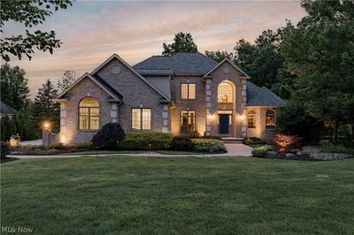 /international/us/4013-meadowvale-court-akron-oh-110109029696/