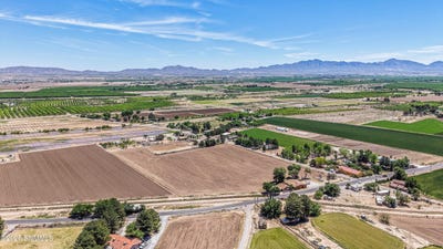 /international/us/175-e-provencio-road-chamberino-nm-110107626756/