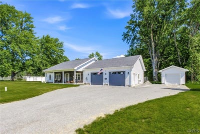 /international/us/305-grand-street-oneida-ny-110108803209/