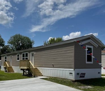 /international/us/12th-st-coal-valley-il-110100252817/