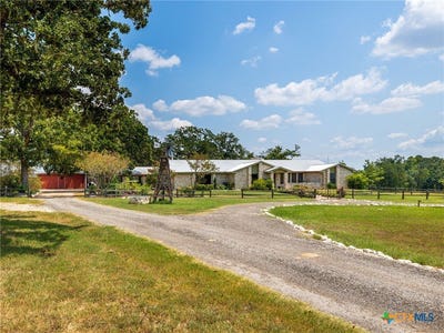 /international/us/1045-private-road-7005-lexington-tx-110107776325/