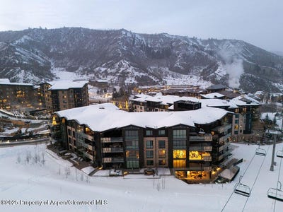 /international/us/180-wood-road-302-snowmass-village-co-110107280411/
