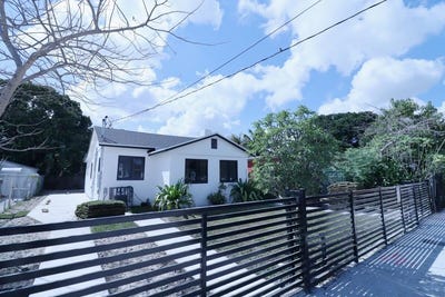 /international/us/3040-nw-13th-avenue-miami-fl-110107818068/