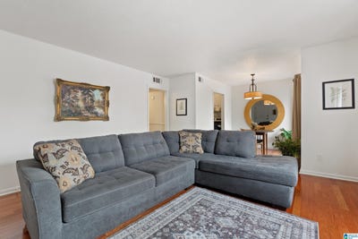 /international/us/1558-15th-street-birmingham-al-110108359103/
