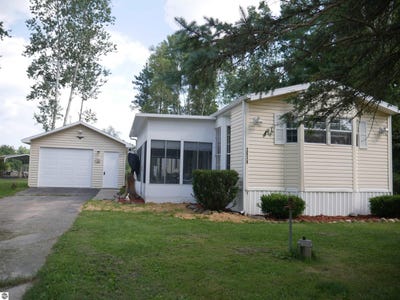 /international/us/2539-highland-trail-west-branch-mi-110109505742/