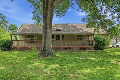 /international/us/3209-n-155th-street-basehor-ks-110108447721/
