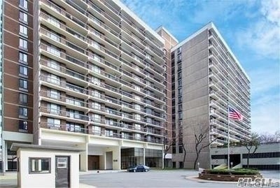 /international/us/152-18-union-turnpike-flushing-ny-110106471788/