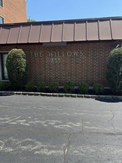 /international/us/255-s-west-avenue-elmhurst-il-110108378069/