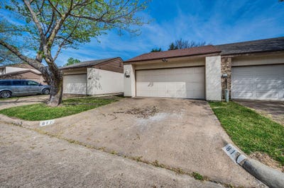 /international/us/811-pebble-beach-drive-garland-tx-110108388368/