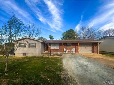 /international/us/102-s-roosevelt-street-desloge-mo-110100999235/