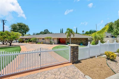 /international/us/18381-serrano-villa-park-ca-110108719244/