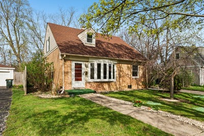 /international/us/9523-sayre-avenue-morton-grove-il-110107439563/