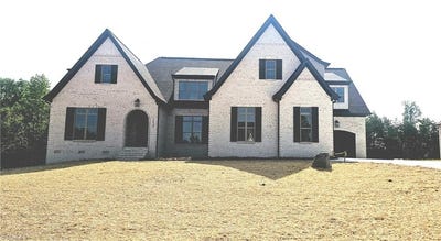 /international/us/7530-shadow-creek-drive-summerfield-nc-110094220598/
