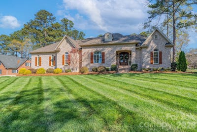 /international/us/677-rutledge-avenue-rock-hill-sc-110107726853/