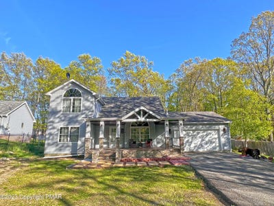 /international/us/158-davis-circle-bushkill-pa-110100466310/