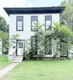 /international/us/300-lormore-street-elmira-city-ny-110101262719/