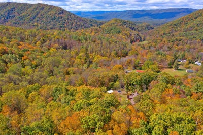/international/us/spring-hill-rd-hot-springs-va-110107751438/