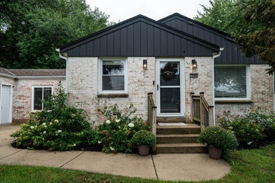 /international/us/15565-carpenter-rd-brookfield-wi-110119930967/