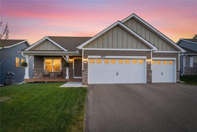 /international/us/18137-hidden-creek-trail-lakeville-mn-110108169369/