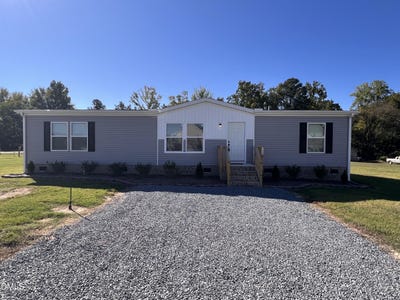 /international/us/140-durant-road-wilsons-mills-nc-110108611335/