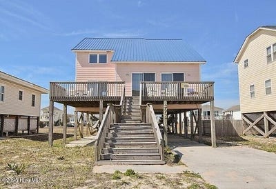 /international/us/2005-n-shore-drive-surf-city-nc-110098562815/