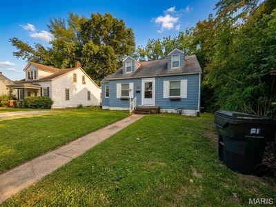 /international/us/1107-bristow-street-belleville-al-110108395351/