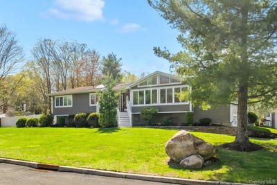 /international/us/59-s-constitution-drive-tappan-ny-110107518098/