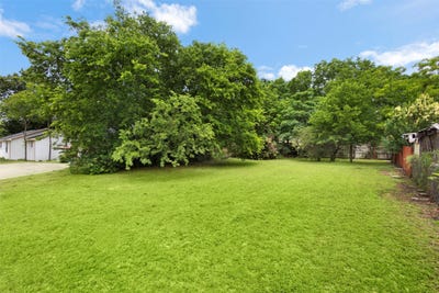 /international/us/205-thompson-street-waxahachie-tx-110108388661/