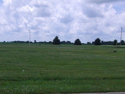 /international/us/621-betty-street-earlville-il-110016746956/