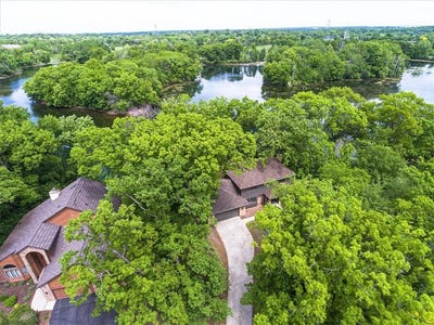 /international/us/1473-lake-park-circle-eagan-mn-110108377925/