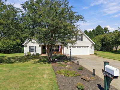 /international/us/213-henderson-meadow-way-lyman-sc-110110357567/