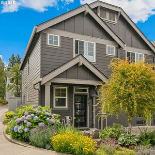 /international/us/19741-se-36th-way-camas-wa-110100864781/