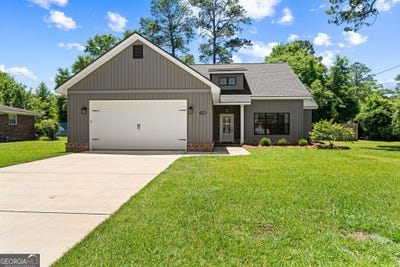 /international/us/1728-greenwood-circle-perry-ga-110108384079/