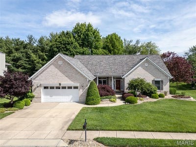 /international/us/13-weybridge-court-edwardsville-il-110108171695/
