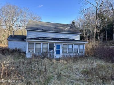 /international/us/216-178-toad-point-road-petersburgh-ny-110088491490/